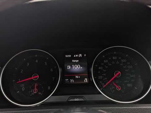 Used 2021 Volkswagen GTI SE image 27