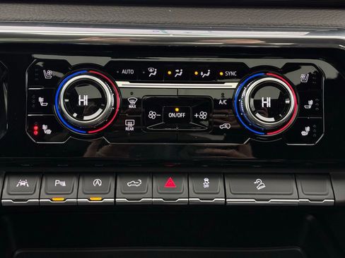 New 2026 GMC Sierra 1500 Denali w/ Denali Reserve Package image 29