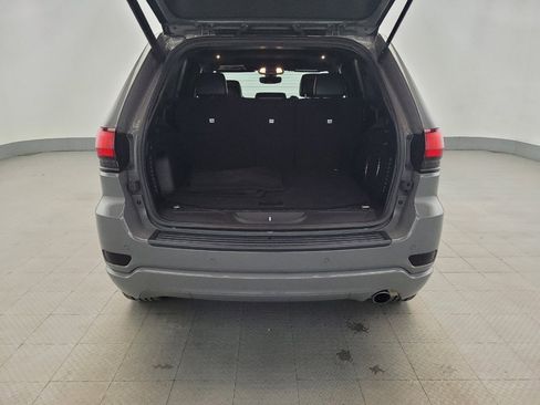 Used 2022 Jeep Grand Cherokee Laredo X image 29