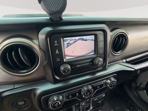 Used 2020 Jeep Wrangler Unlimited Sport S AWD/4WD image 9