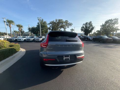 Used 2023 Volvo XC40 B5 Plus w/ Protection Package Premier AWD/4WD image 13