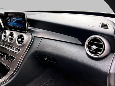 Used 2020 Mercedes-Benz C 300 4MATIC Sedan image 18