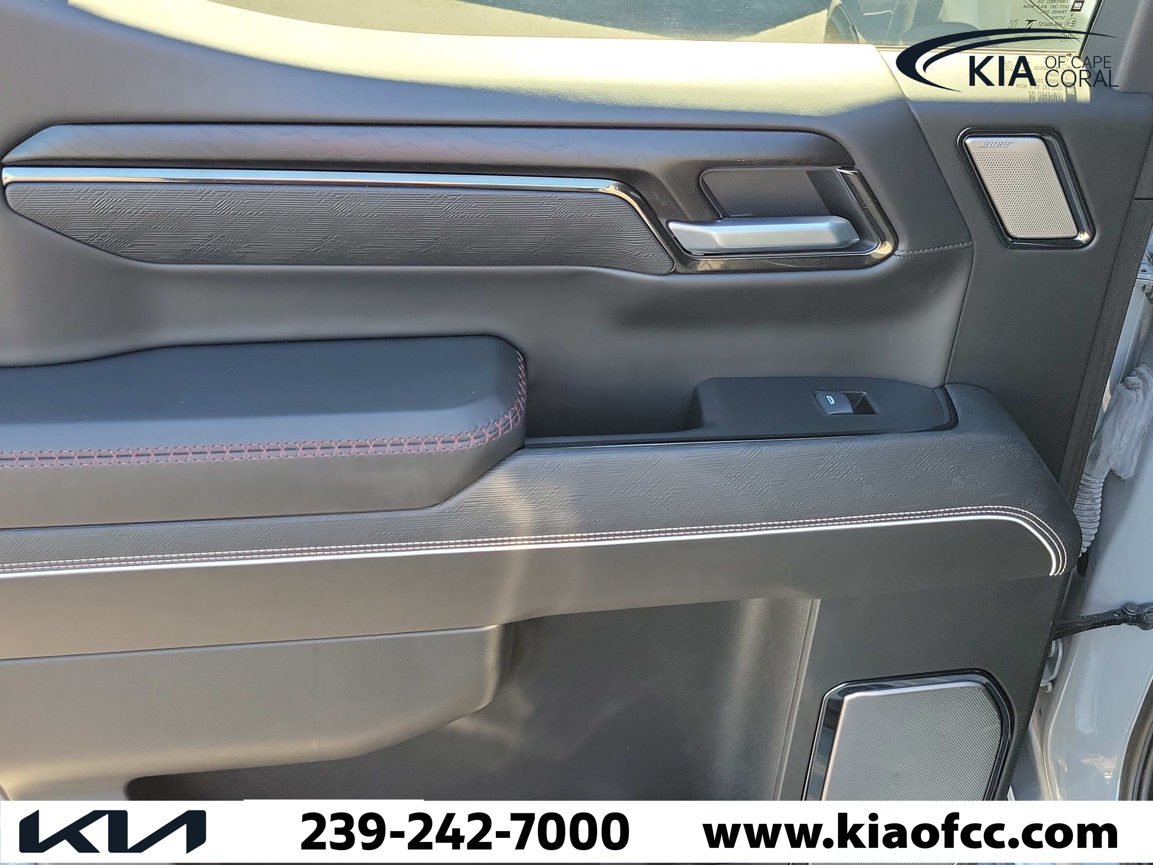 Used 2025 GMC Sierra 1500 AT4X AWD/4WD image 14