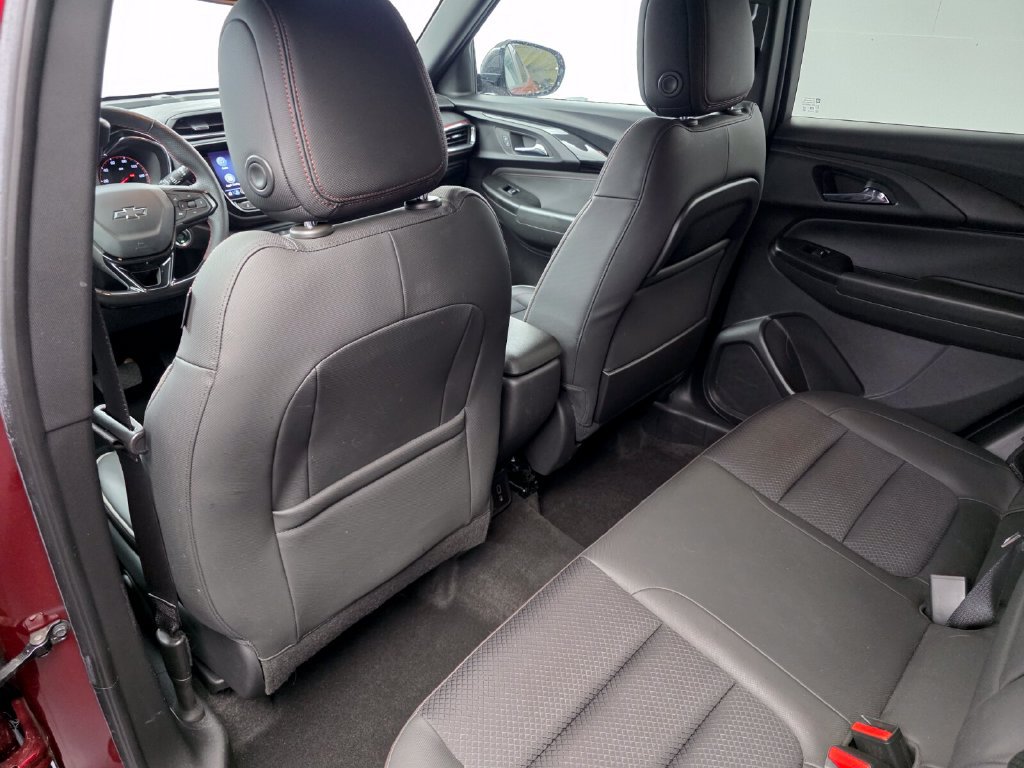 Used 2023 Chevrolet TrailBlazer RS w/ Sun and Liftgate Package AWD/4WD image 15