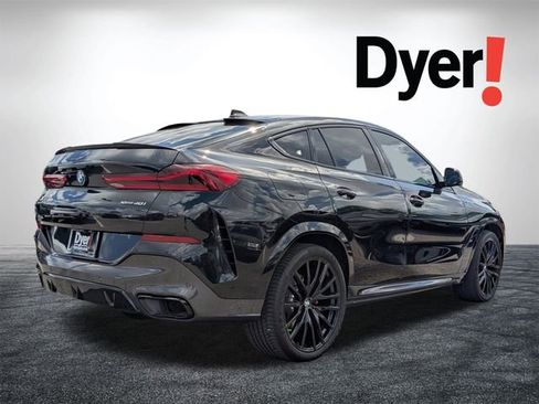 Used 2022 BMW X6 xDrive40i w/ Executive Package image 5