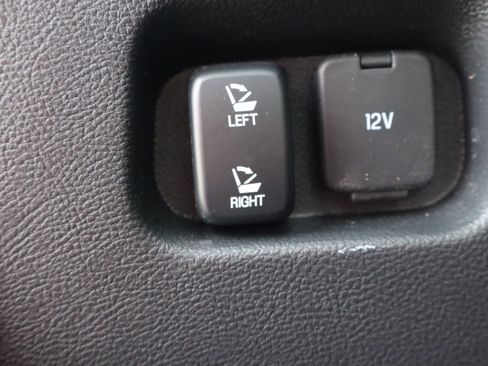 Used 2024 Ford Edge SEL w/ Sport Appearance Package image 27