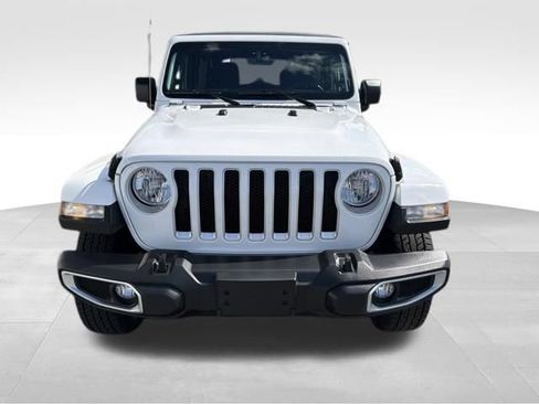 Used 2022 Jeep Wrangler Unlimited Sahara w/ Cold Weather Group AWD/4WD image 3