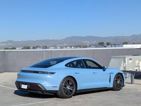 New 2026 Porsche Taycan image 9