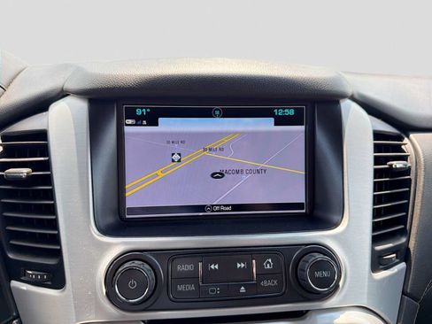 Used 2019 GMC Yukon XL SLT w/ Open Road Package AWD/4WD image 30