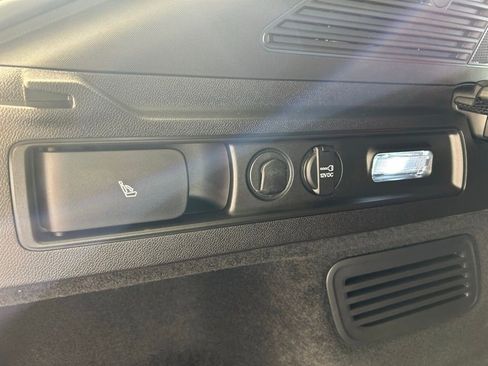 New 2024 Alfa Romeo Stelvio Veloce image 10