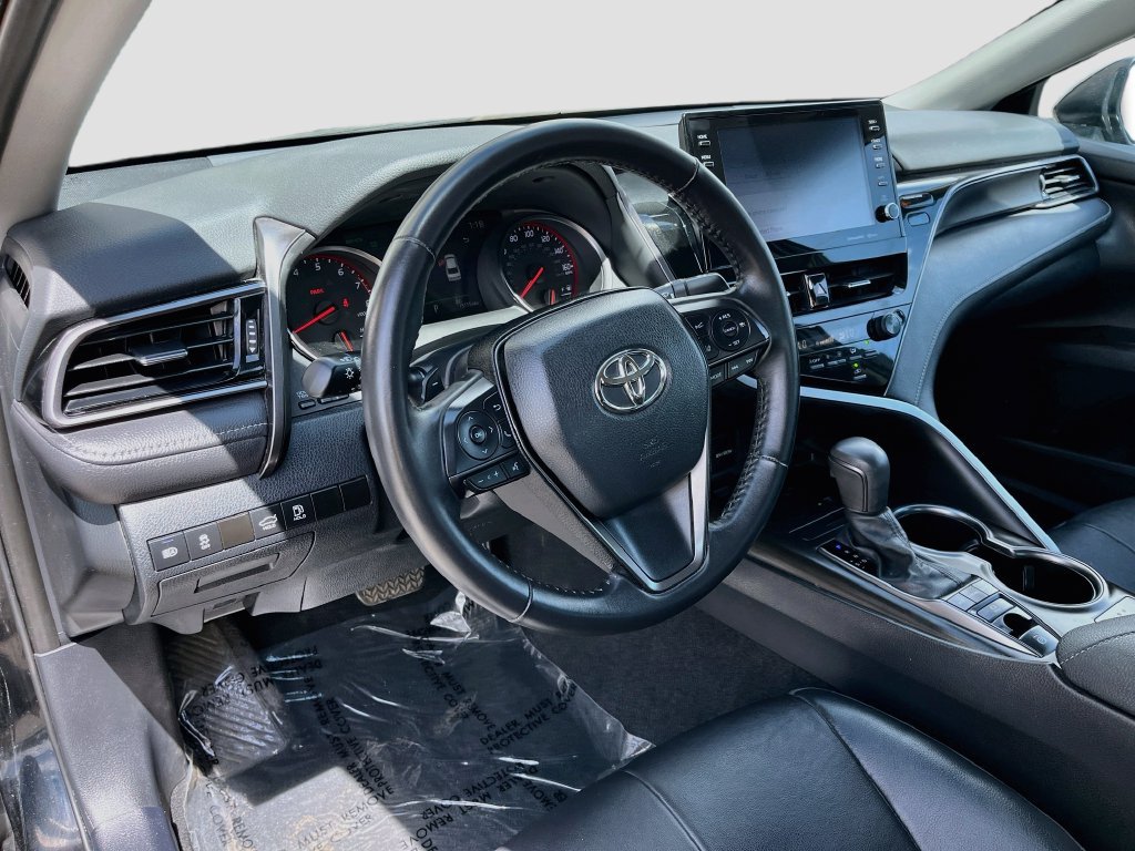 Used 2024 Toyota Camry XSE FWD image 9