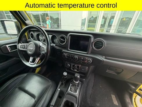 Used 2023 Jeep Wrangler Unlimited Sahara w/ Cold Weather Group AWD/4WD image 12