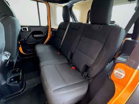Used 2021 Jeep Wrangler Unlimited Sport AWD/4WD image 19