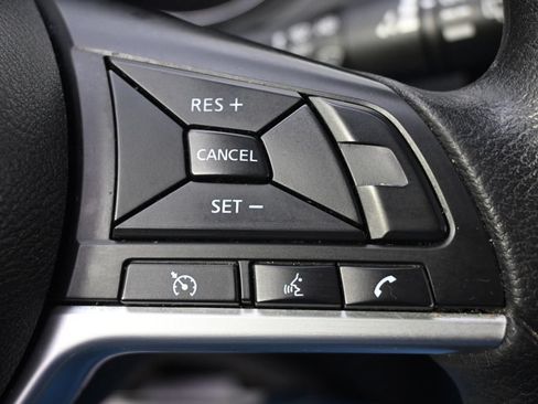 Used 2019 Nissan Rogue S AWD/4WD image 34