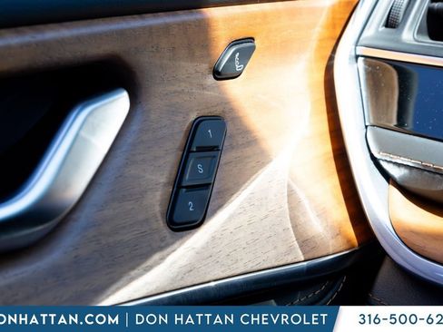 Used 2022 Jeep Grand Cherokee Summit AWD/4WD image 9