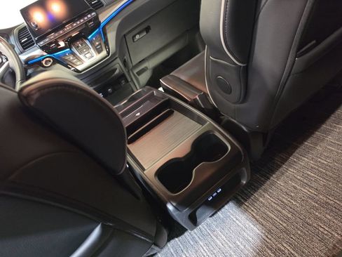 Certified 2025 Honda Odyssey Touring image 23