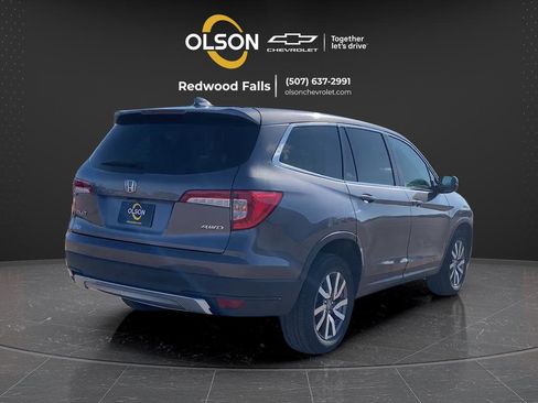 Used 2021 Honda Pilot EX image 5