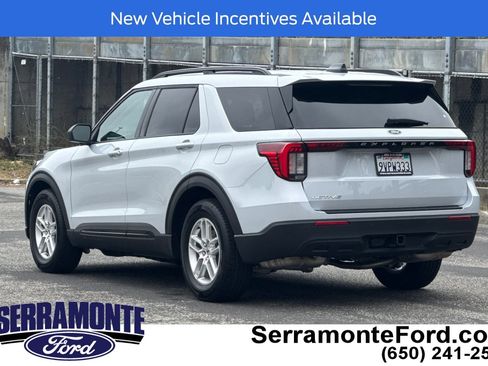 Used 2026 Ford Explorer Active RWD image 6