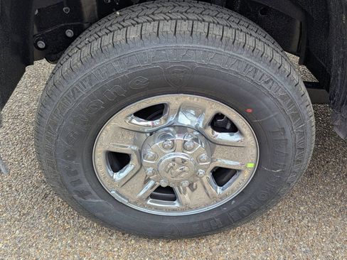 New 2026 RAM 2500 Tradesman AWD/4WD image 24
