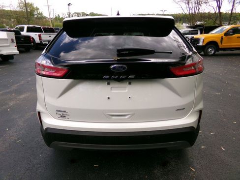 Used 2023 Ford Edge SEL w/ Convenience Package AWD/4WD image 8