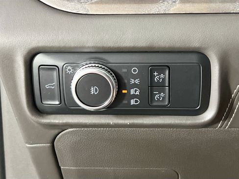 Used 2021 Ford Explorer Platinum w/ Equipment Group 601A AWD/4WD image 10