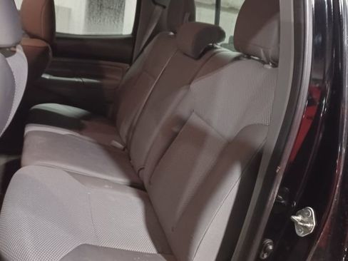 Used 2015 Toyota Tacoma Base image 7