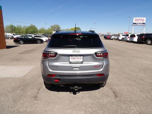 Used 2021 Jeep Compass Trailhawk AWD/4WD image 7