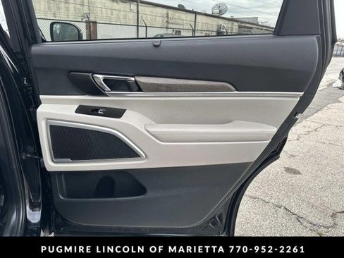 Used 2021 Kia Telluride EX w/ EX Premium Package image 16