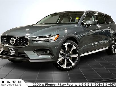 New 2026 Volvo V60 B5 Cross Country Ultra w/ Climate Package