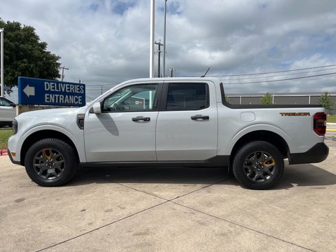 Used 2023 Ford Maverick Tremor w/ Tremor Off-Road Package AWD/4WD image 3