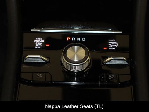 Used 2023 Jeep Grand Cherokee L Overland w/ Luxury Tech Group IV image 13