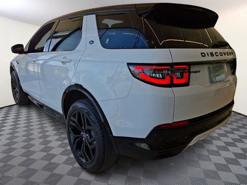 New 2026 Land Rover Discovery Sport Landmark image 4