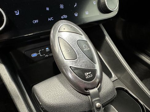 Certified 2025 Hyundai Santa Cruz SEL image 30