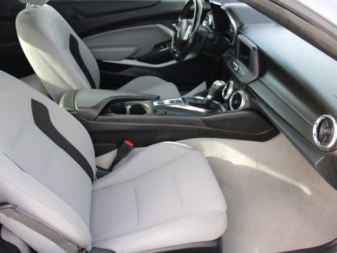 Used 2023 Chevrolet Camaro LT image 20