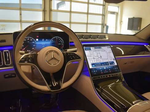 Used 2025 Mercedes-Benz S 580e 4MATIC Sedan image 23