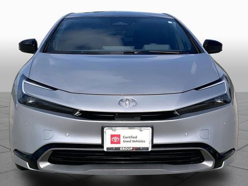 Certified 2024 Toyota Prius Limited w/ Limited Premium Package FWD image 4