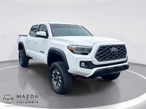 Used 2021 Toyota Tacoma TRD Off-Road AWD/4WD image 1