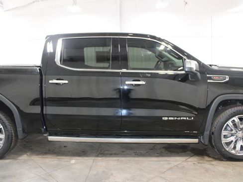 Used 2024 GMC Sierra 1500 Denali AWD/4WD image 11