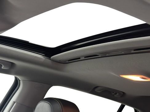 Used 2017 Chevrolet Trax Premier image 19