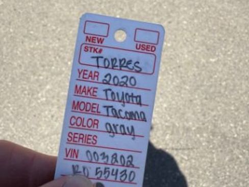 Used 2020 Toyota Tacoma SR image 27