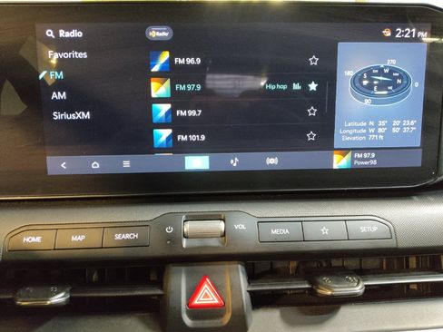 Used 2025 Kia K4 FWD image 25