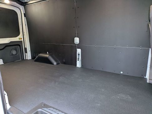 New 2026 Ford Transit 250 148 Medium Roof w/ Load Area Protection Package RWD image 30
