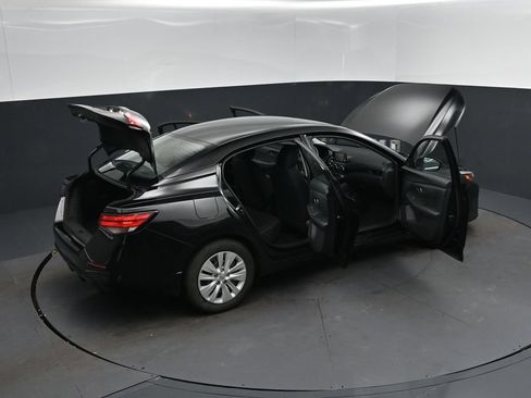 Used 2025 Nissan Sentra S FWD image 49