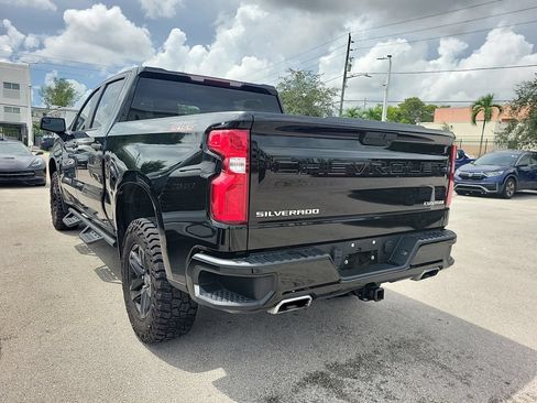 Used 2021 Chevrolet Silverado 1500 Custom Trail Boss AWD/4WD image 11
