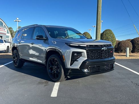 New 2026 Chevrolet Traverse RS image 3