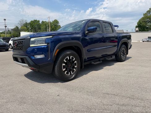 Used 2022 Nissan Frontier Pro-X RWD image 9