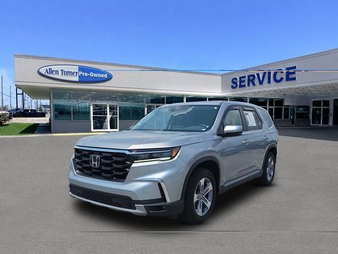 Used 2025 Honda Pilot EX-L image 4
