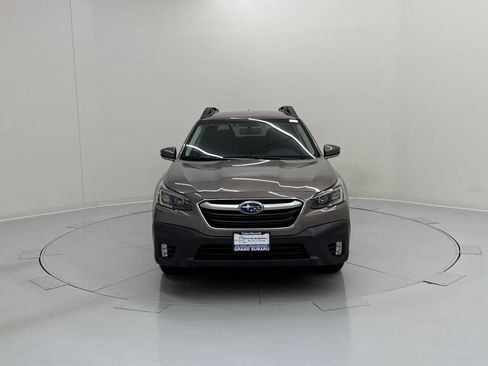 Certified 2022 Subaru Outback Premium image 9
