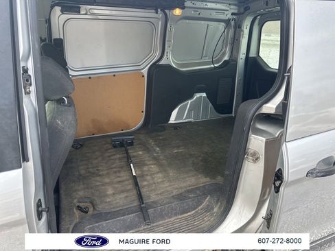 Used 2014 Ford Transit Connect XLT image 9