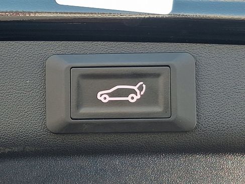 Used 2018 Tesla Model 3 Long Range image 30